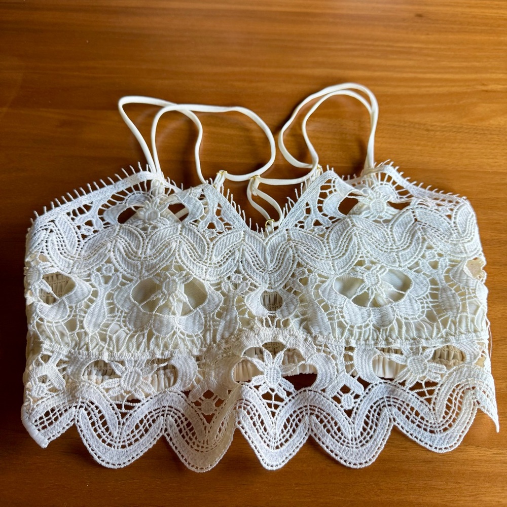 The Viviette Lace Bra Top by Anthropologie size small